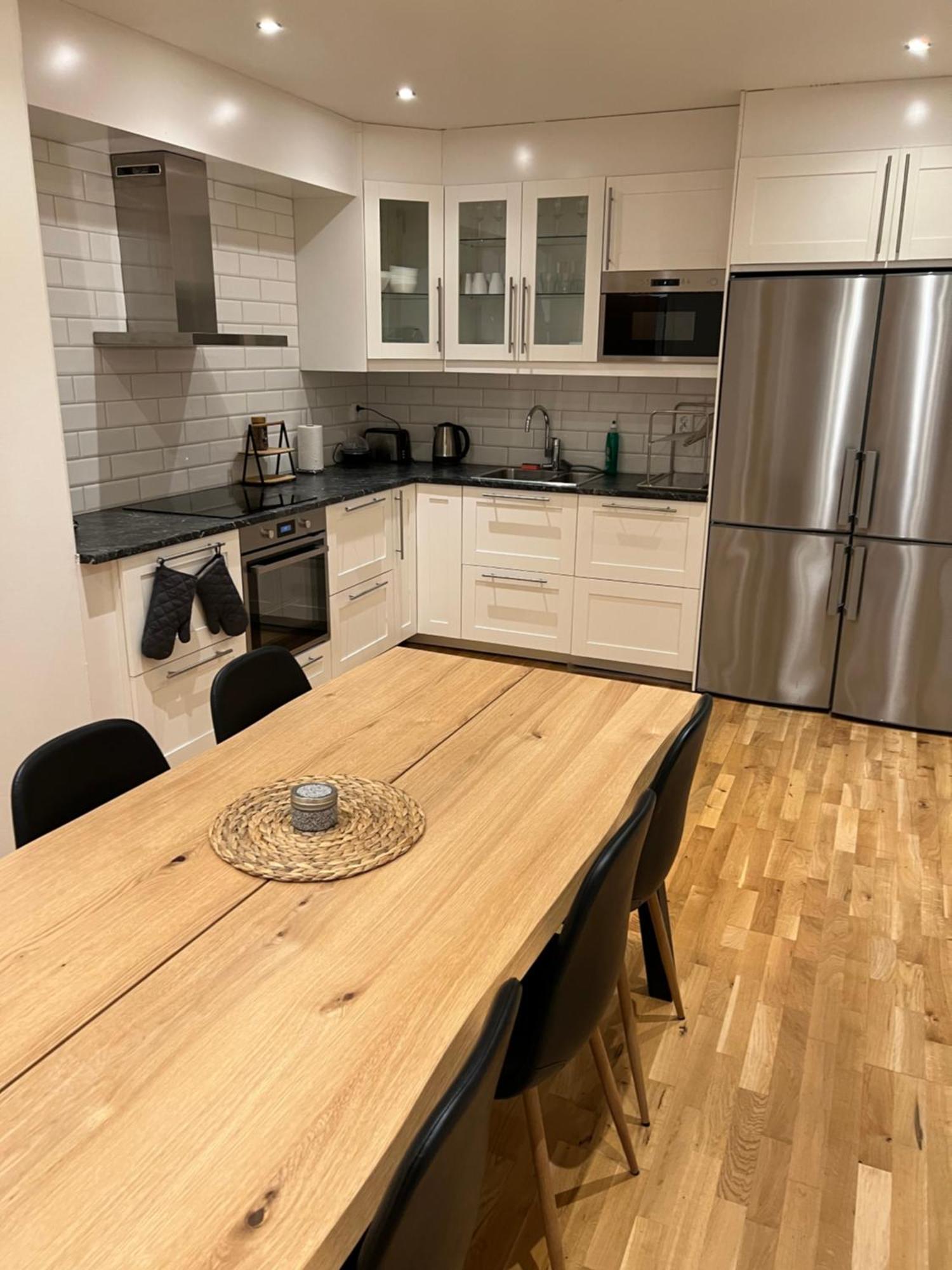 Noah Longstay Apartment Västerås Exteriör bild